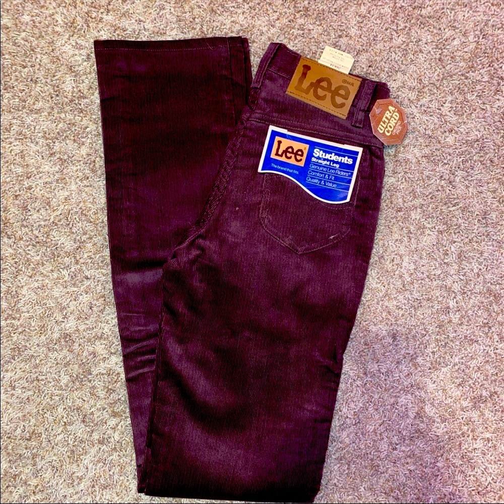 LOWERED Rare vintage Lee straight jeans